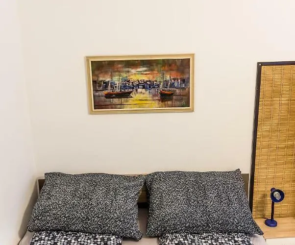 Gorgeous Flat Only 15 Min To Center דירה וינה