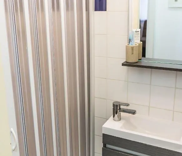 Gorgeous Flat Only 15 Min To Center דירה וינה